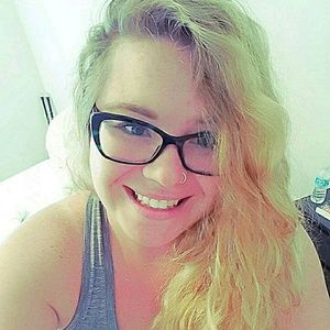 Meet your Posher, Corinn